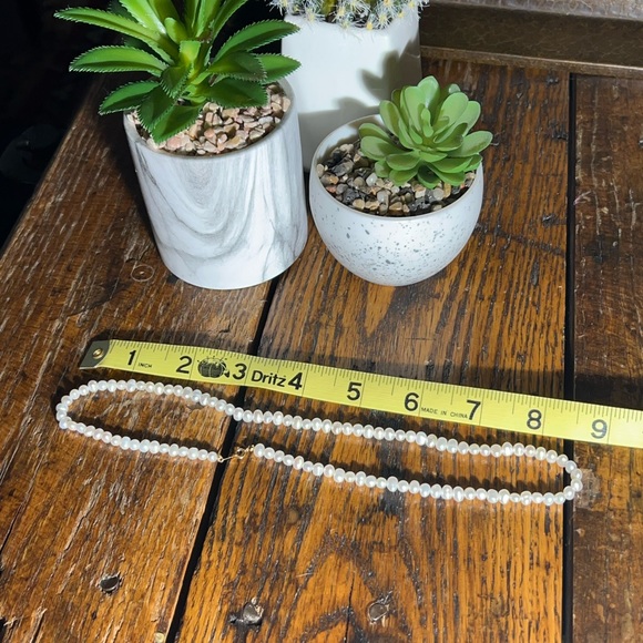 18” Sting of Freshwater Pearls - Picture 3 of 5